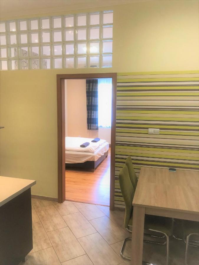 Corvin Square Apartment Budapest Eksteriør billede