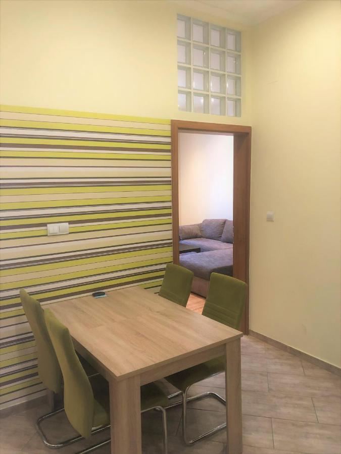 Corvin Square Apartment Budapest Eksteriør billede