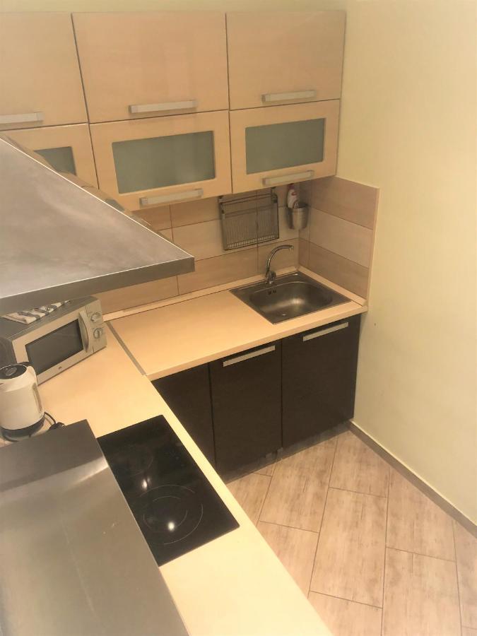 Corvin Square Apartment Budapest Eksteriør billede